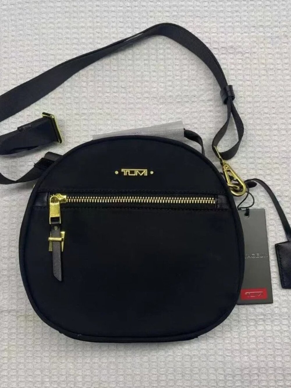 🔥TUMI Voyageur Women's Round Crossbody Bag